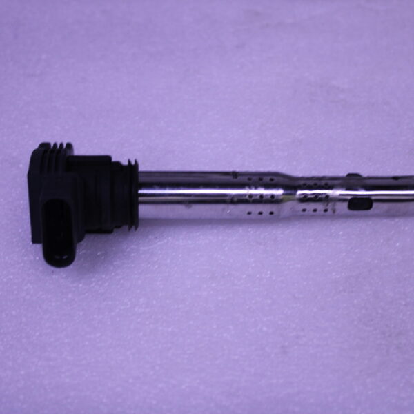 VOLKSWAGEN PASSAT SEDAN L4 2.0L TURBO ENGINE IGNITION COIL 07K905715F
