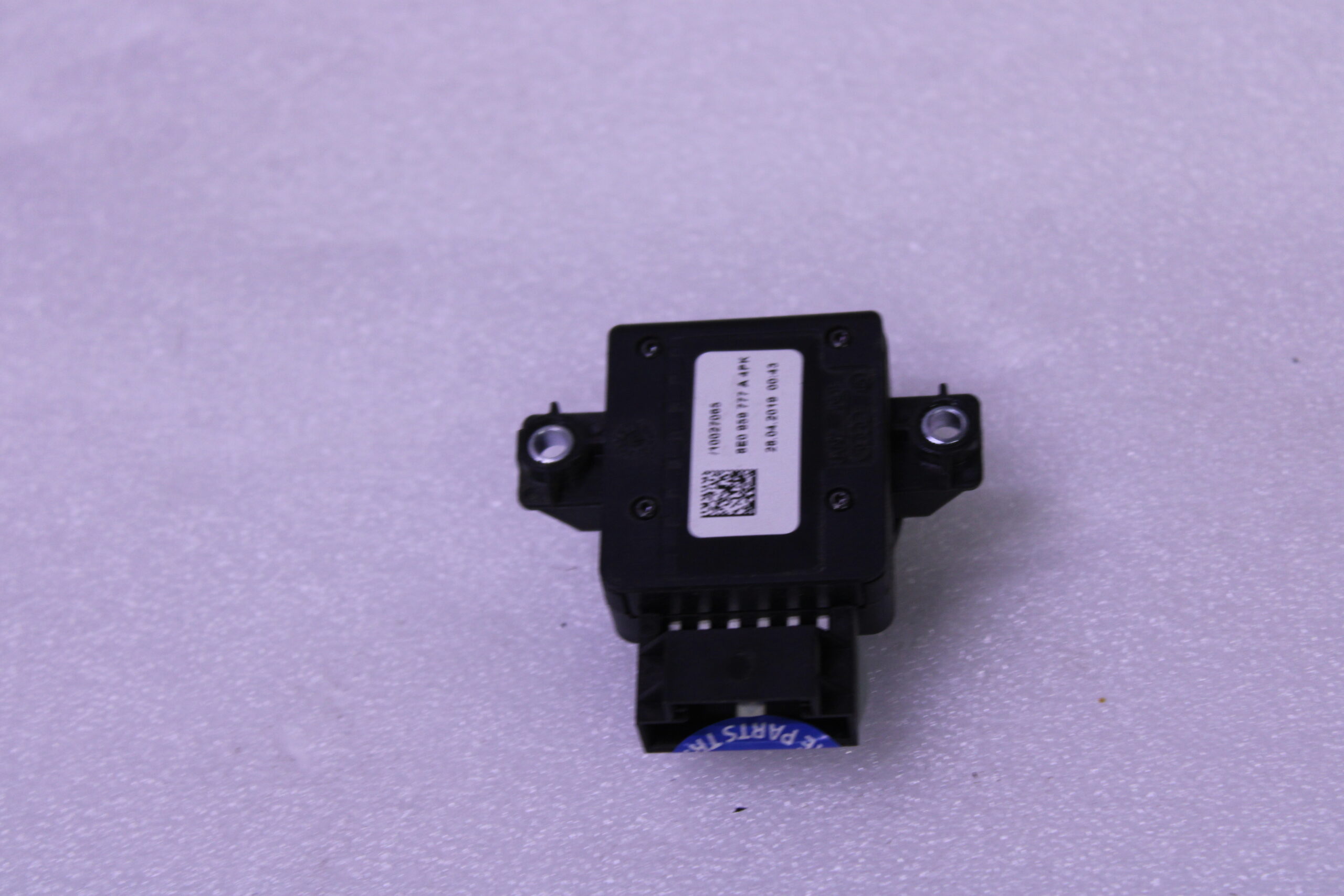 Bmw Sensor Driver’S Seat 65776970901 Bmw Sensor Driver'S Seat 65776970901