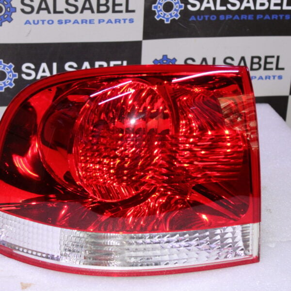 VOLKSWAGEN TOUAREG TAIL LIGHT 7L6945095P