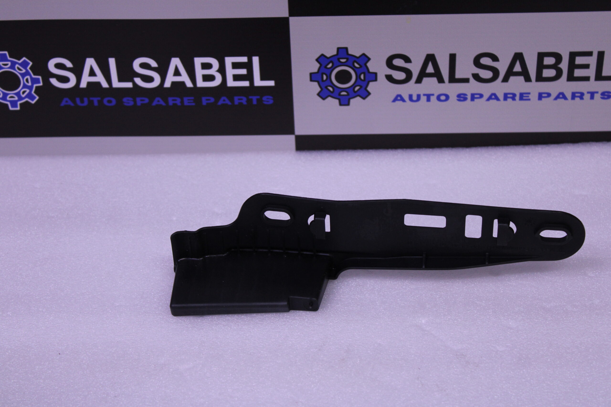 Porsche Cayenne Reinforcement Side Member Trim 95855948000 Porsche Cayenne Reinforcement Side Member Trim 95855948000