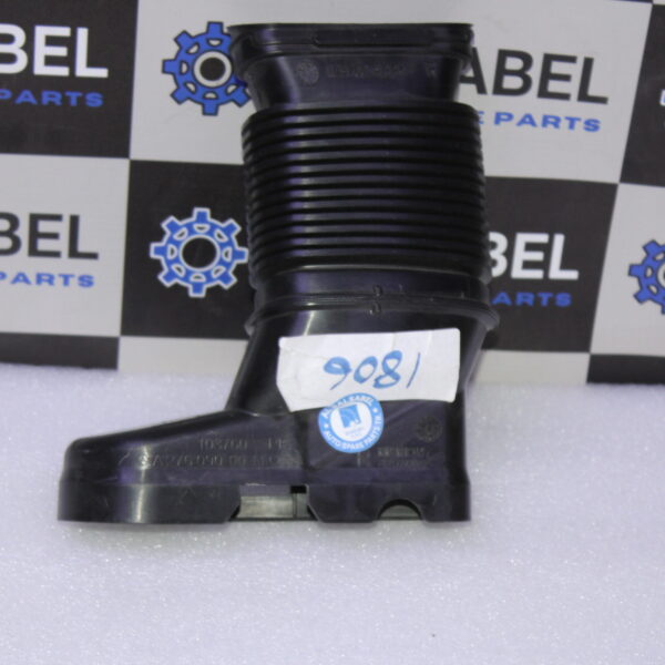 MERCEDES BENZ ENGINE AIR INTAKE HOSE 2760900011Q