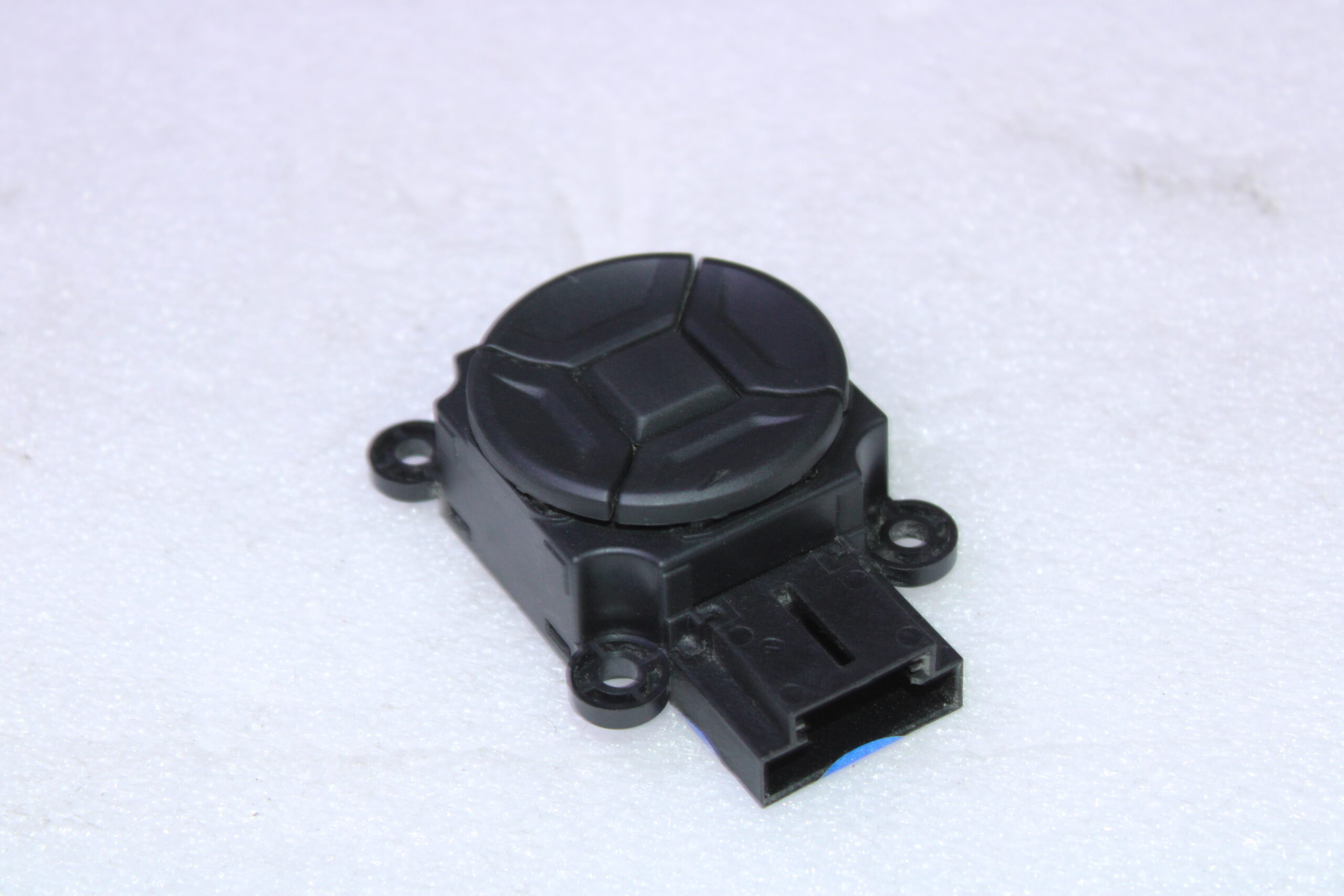 Audi Switch For Lumbar 4N0959777D Audi Switch For Lumbar 4N0959777D