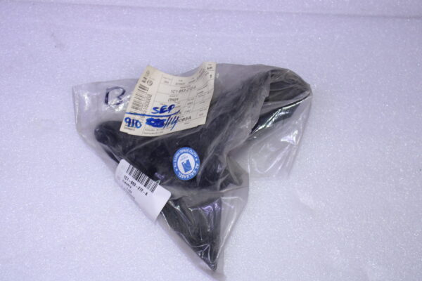 Volkswagen Hingnge Cover 1C1853272A - Image 4