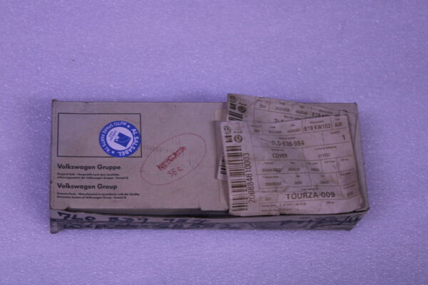 Volkswagen Touareg Cover 7L0839984 - Image 3
