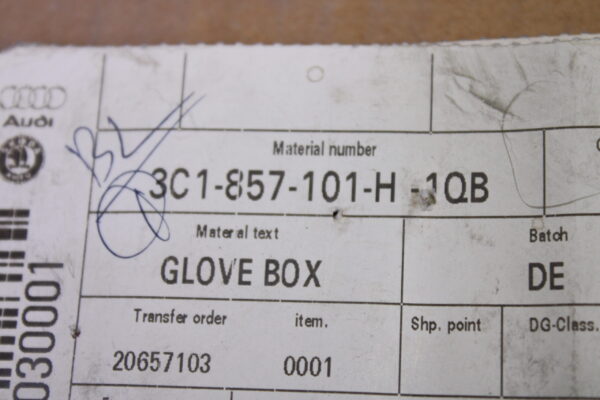 Volkswagen Passat Glove Compartment Black 3C1857101H 1Qb