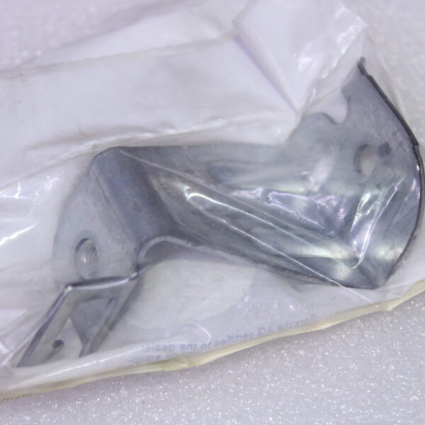 PORSCHE BRACKET FOR COOLANT REGULATOR 982121383C