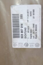 VOLKSWAGEN SAGITAR DOOR SEAL INNER 5C6867914 9B9