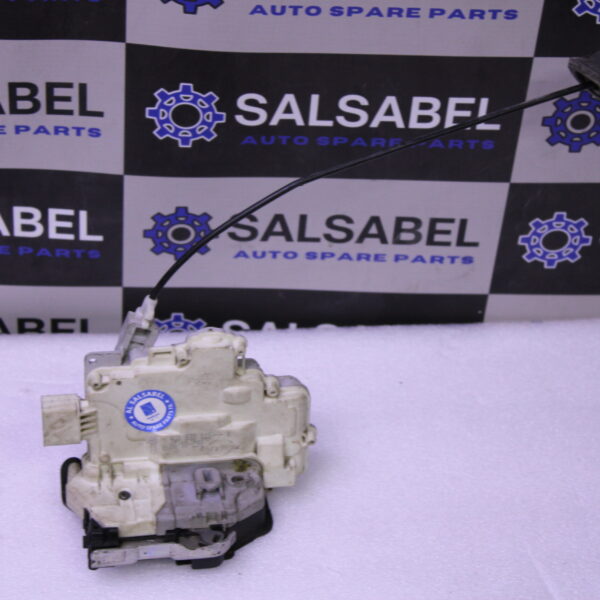 VOLKSWAGEN TOUAREG DOOR LOCK LEFT 4G0839015