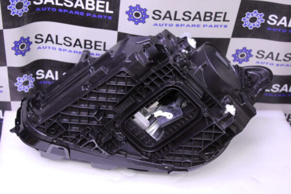 Mercedes Benz 247 Headlight Right 2479065407