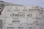 VOLKSWAGEN SWITCH FOR INNER LIGHT 7L6959672 6C3