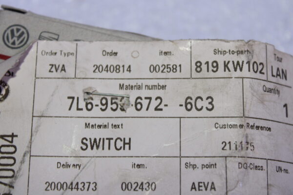 Volkswagen Switch For Inner Light 7L6959672 6C3