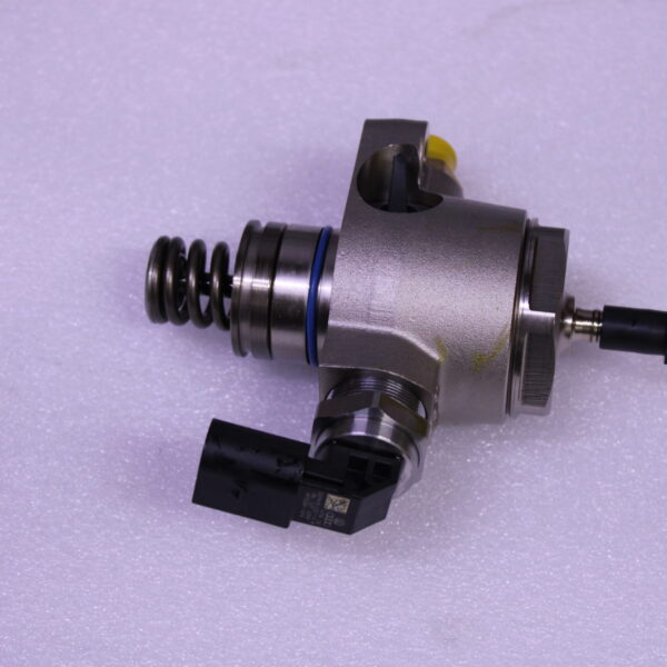 PORSCHE HIGH PRESSURE PUMP 95812702520