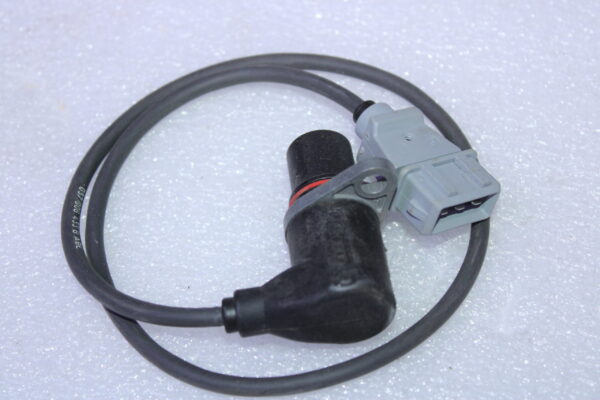 Volkswagen Impulse Sender 037906433B - Image 3