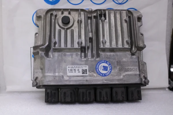 Bmw G30 F90 Engine Control Unit Ecu 0281039044 5A307E2