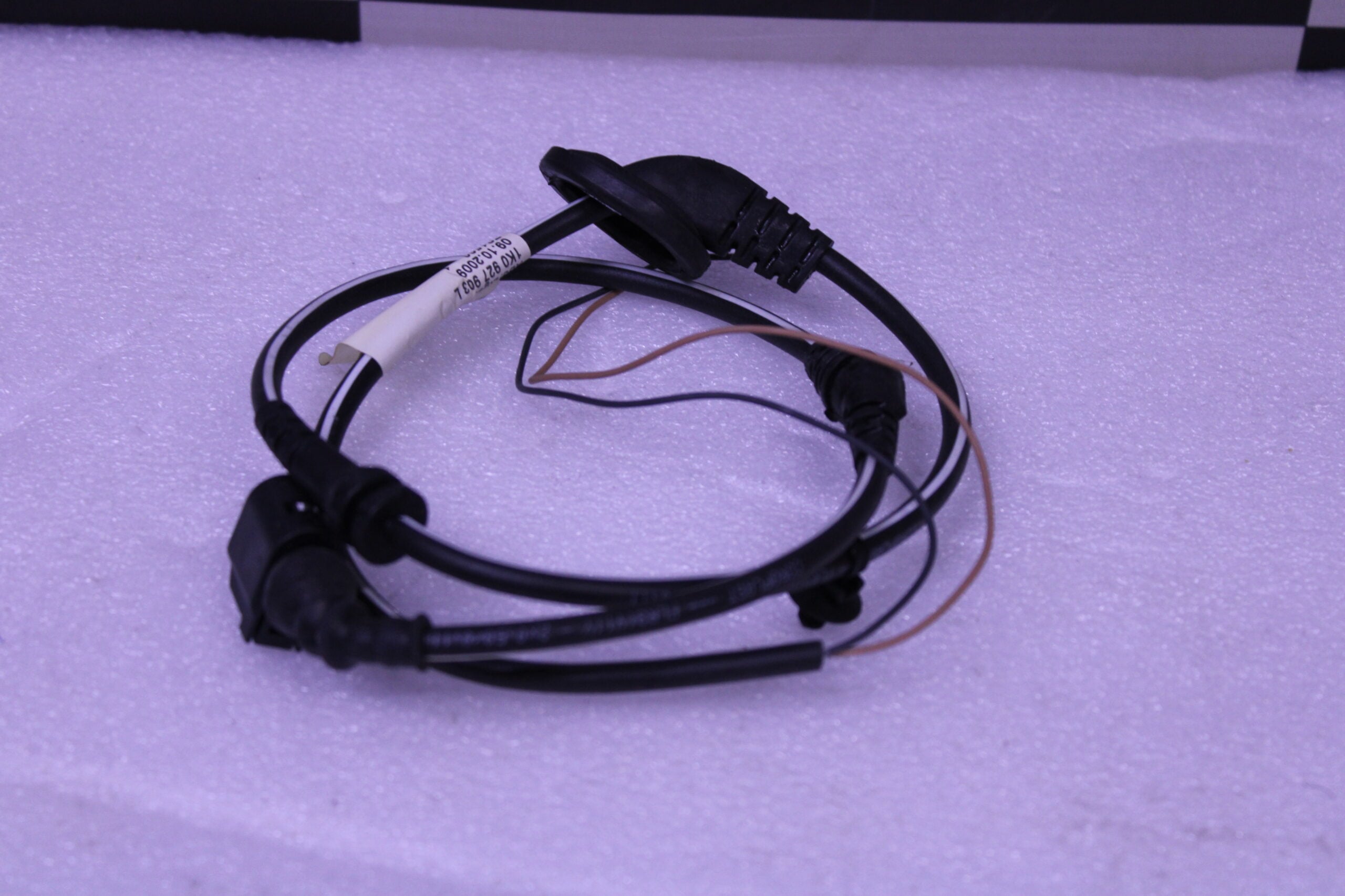 Volkswagen Wiring Harness For Speed Sensor Left 1K0927903L Volkswagen Wiring Harness For Speed Sensor Left 1K0927903L