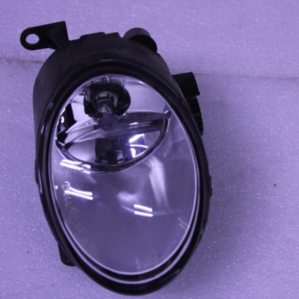 VOLKSWAGEN HALOGEN FOG LAMP 3D0941699