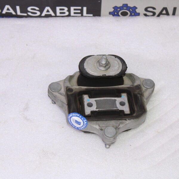 AUDI A4 GEARBOX MOUNTING 8W0399156BH
