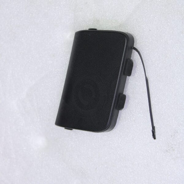 VOLKSWAGEN JETTA COVER FOR TOWING EYE 1K5807441A 9B9