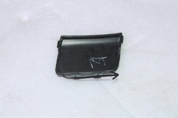 Volkswagen Jetta Cover For Towing Eye 1K5807441A 9B9