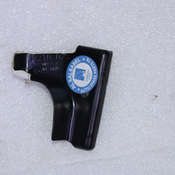 VOLKSWAGEN BRACKET FOR FENDER 3C8810334