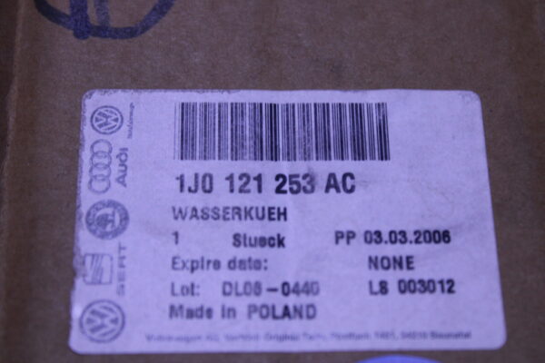 Volkswagen Cooler For Coolant 1J0121253Ac
