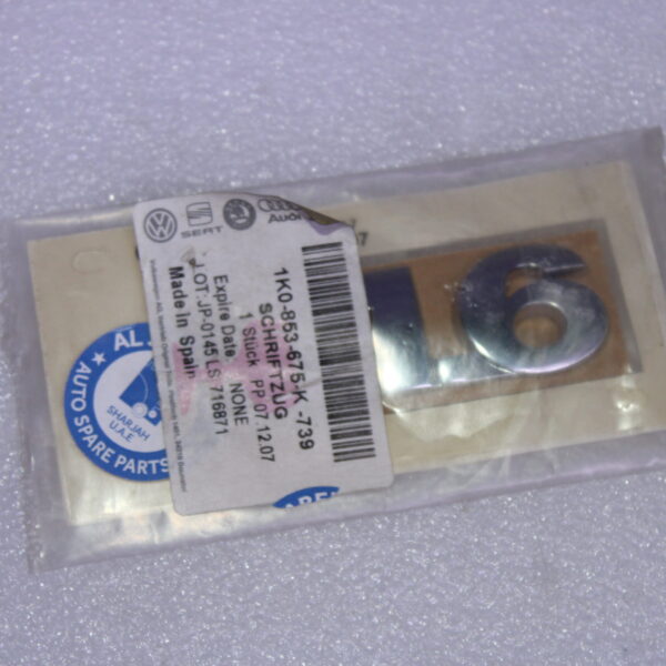 VOLKSWAGEN INSCIPTION CHROME 1K0853675K 739
