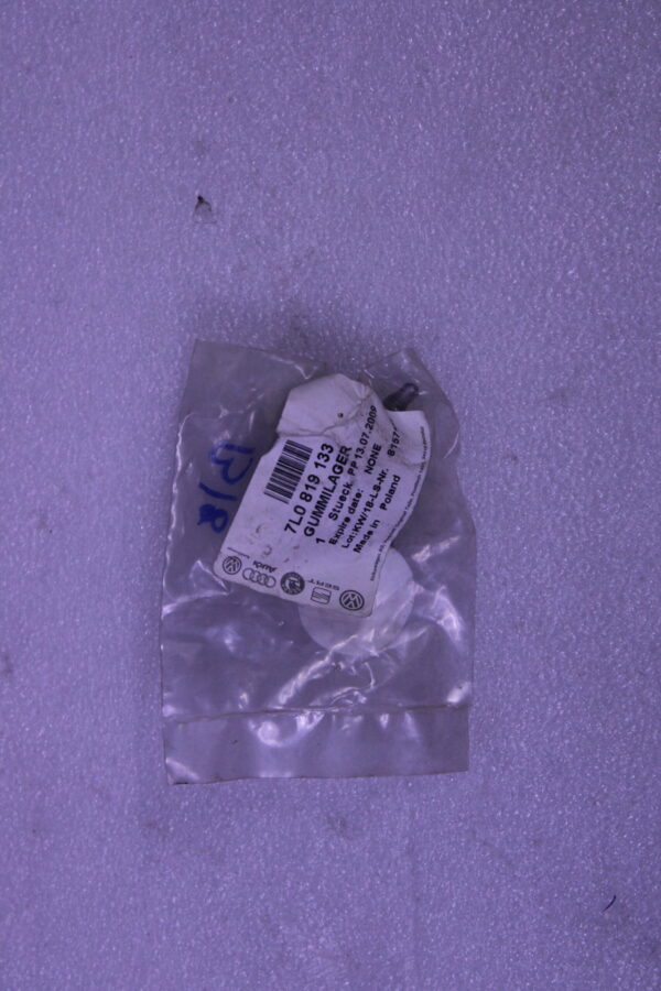 Volkswagen Rubber Bush 7L0819133