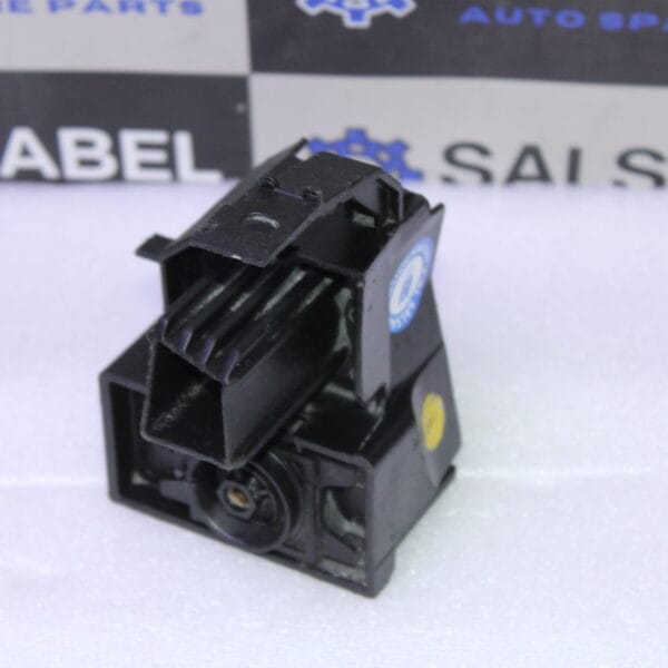 AUDI A8 BRACKET RIGHT 4N0807136A