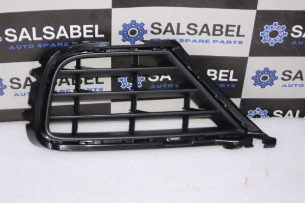 Volkswagen Vent Grille 7P6853665B 9B9