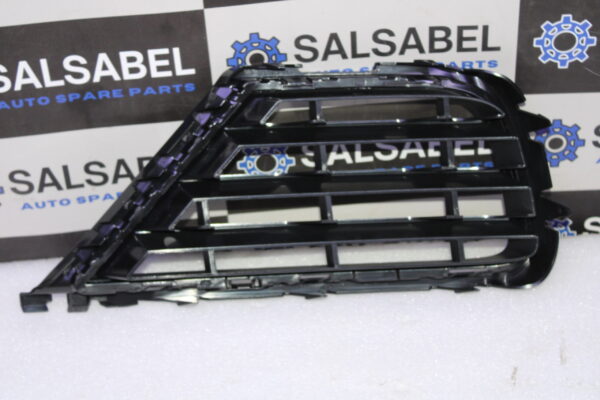 Volkswagen Vent Grille 7P6853665B 9B9