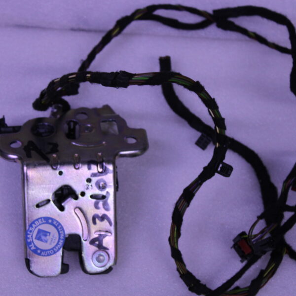 AUDI LID LOCK 4H0827505A