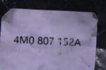 AUDI Q7 END CAP RIGHT 4M0807152A