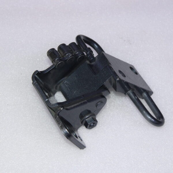 VOLKSWAGEN DOOR HINGE 3C8831412B