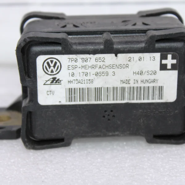 V.W TOUA MULTIPLE SENSOR 7P0907652