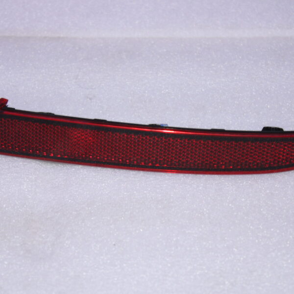 Volkswagen reflector rear right 561945106A