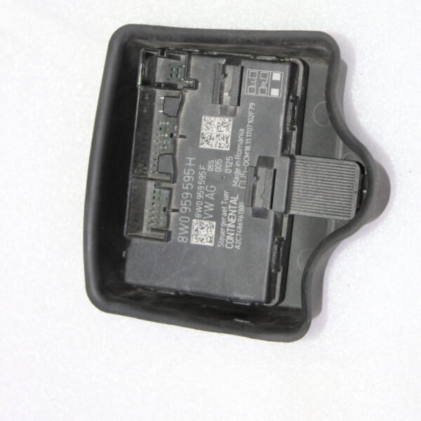 AUDI DOOR CONTROL UNIT 8W0959595H
