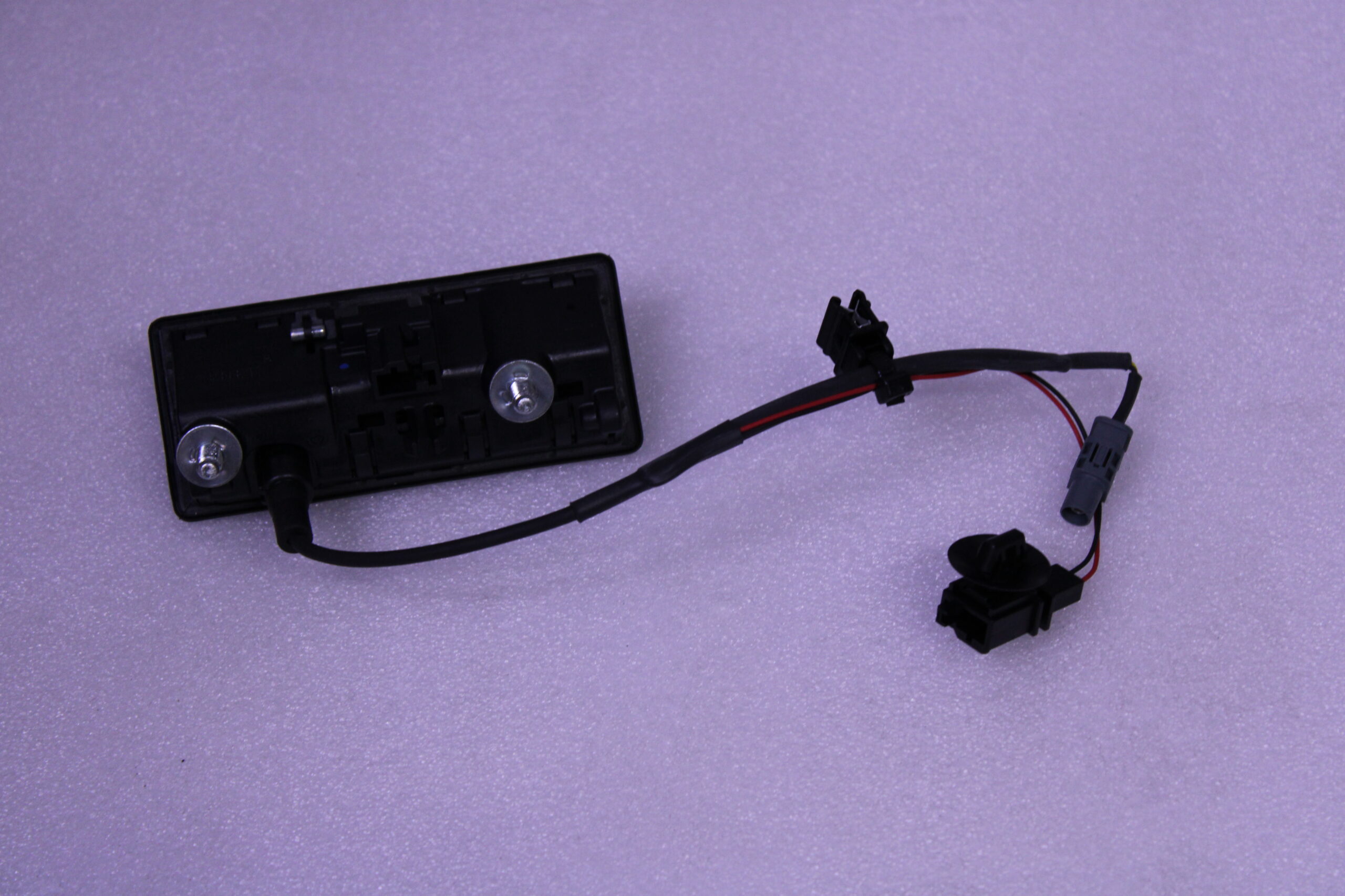 Img_8149-Scaled-5.Jpg Volkswagen Push Button For Electric Lid Look Actuator 5N0827566A