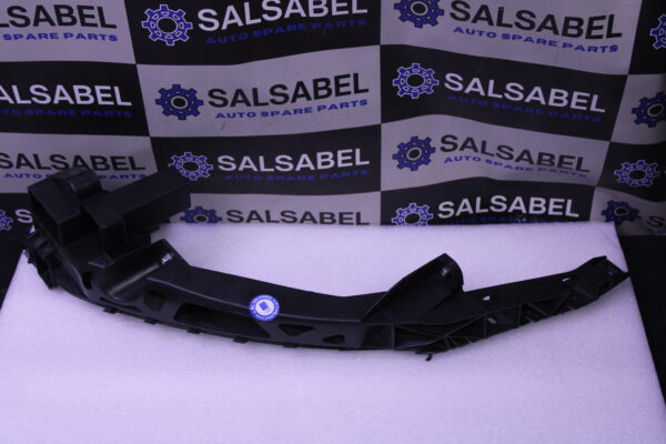 Audi Q3 Mounting For Main Beam Headl Right 8U0805608A
