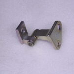VOLKSWAGEN DOOR HINGE 3C4833402D
