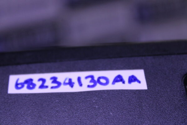 Maserati Levante Oem Auto Dimming Rear View Mirror 68234130Aa