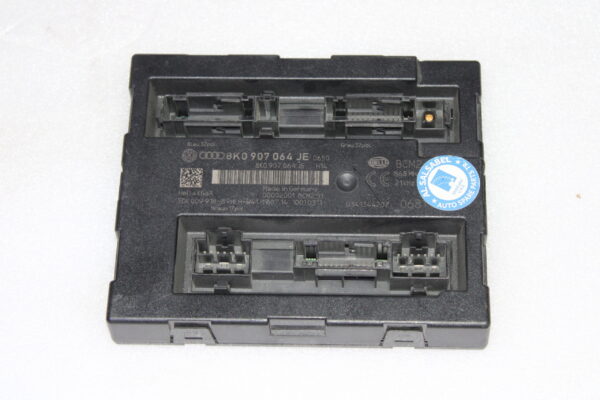 Audi A4 Central Body Control Module 8K0907064Je