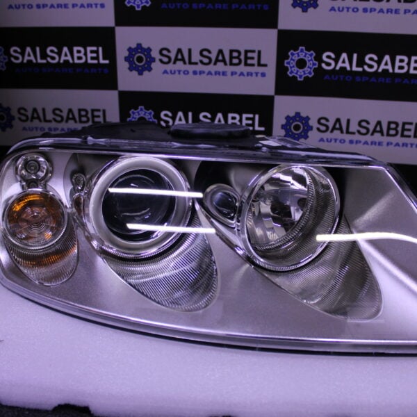 VOLKSWAGEN HALOGEN TWIN HEADLIGHTS RIGHT 7L6941018BF