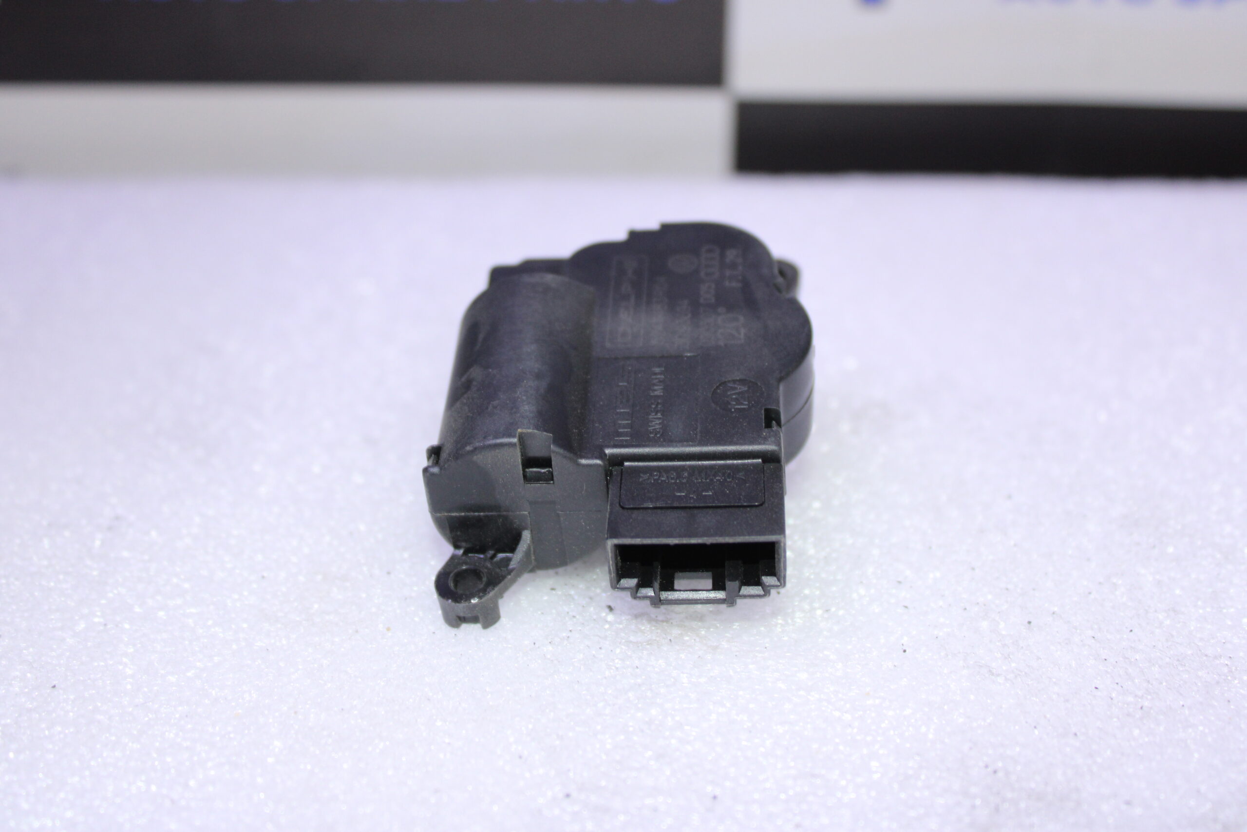 Volkswagen Actuator Motor 7L0907511Am Volkswagen Actuator Motor 7L0907511Am