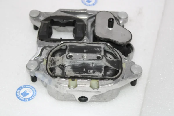 Audi A6 A8 Boded Rubber Bush 4G0399153T