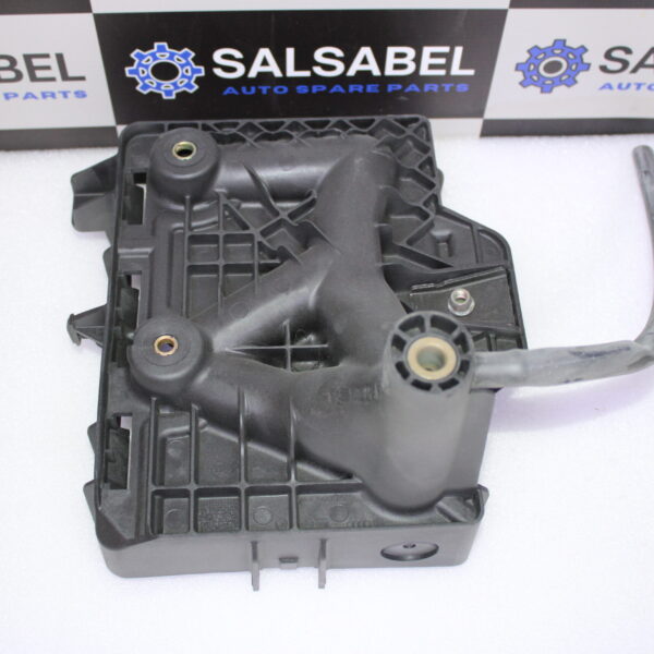 VOLKSWAGEN BATTERY CONSOLE 5Z0915331A