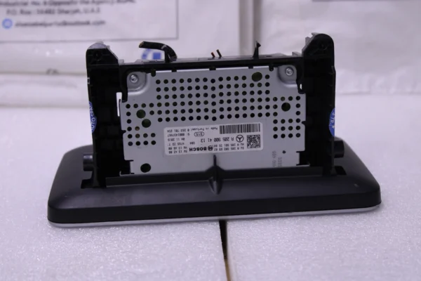 Mercedes Benz C Central Information Display 2059004113