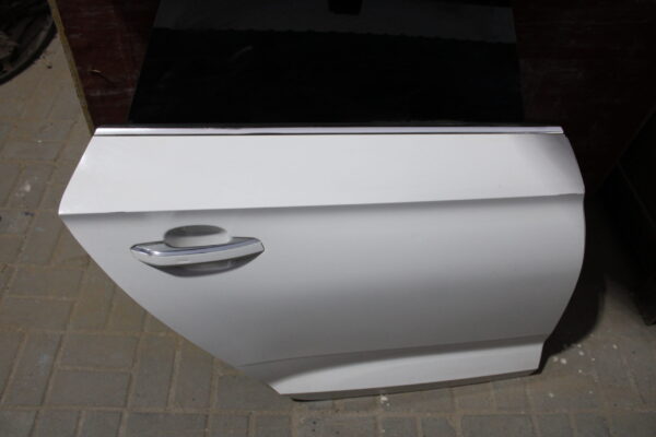 Audi Door Rear Right 8W8833052