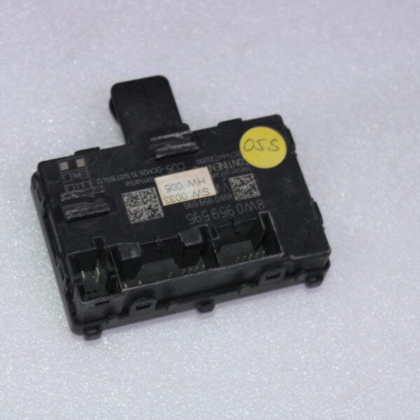 AUDI A4 DOOR CONTROL UNIT 8W0959595