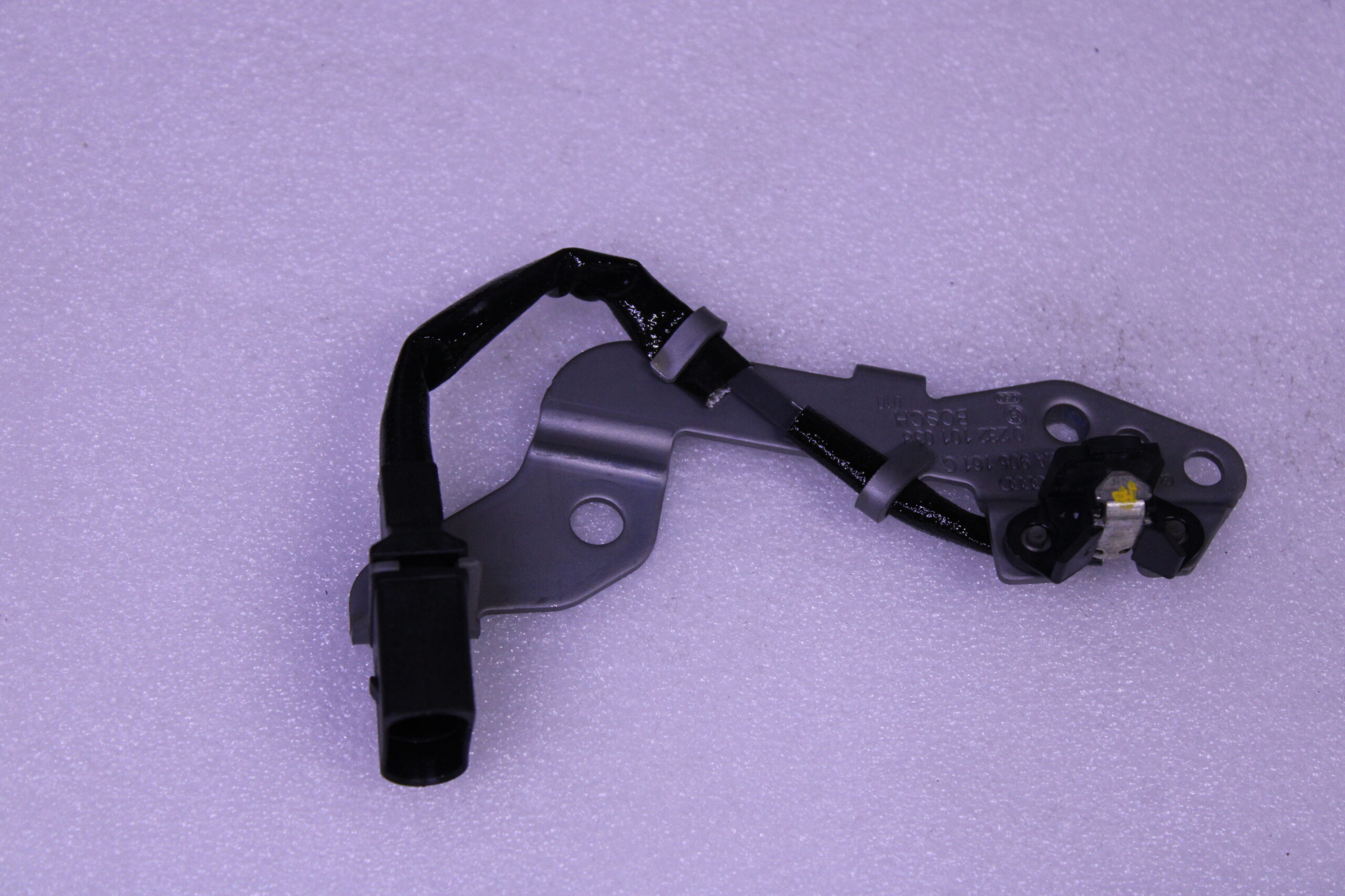 Volkswagen Hall Sensor Camshaft 06A905161C Volkswagen Hall Sensor Camshaft 06A905161C
