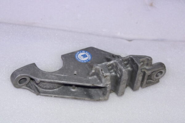 Bmw 5 Series G30 Stabilizer Retaining Bracket Right 31356884012